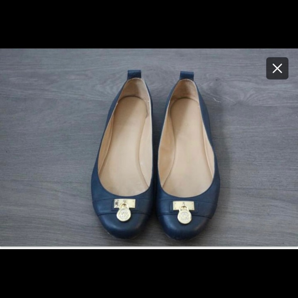 Michael Kors flat